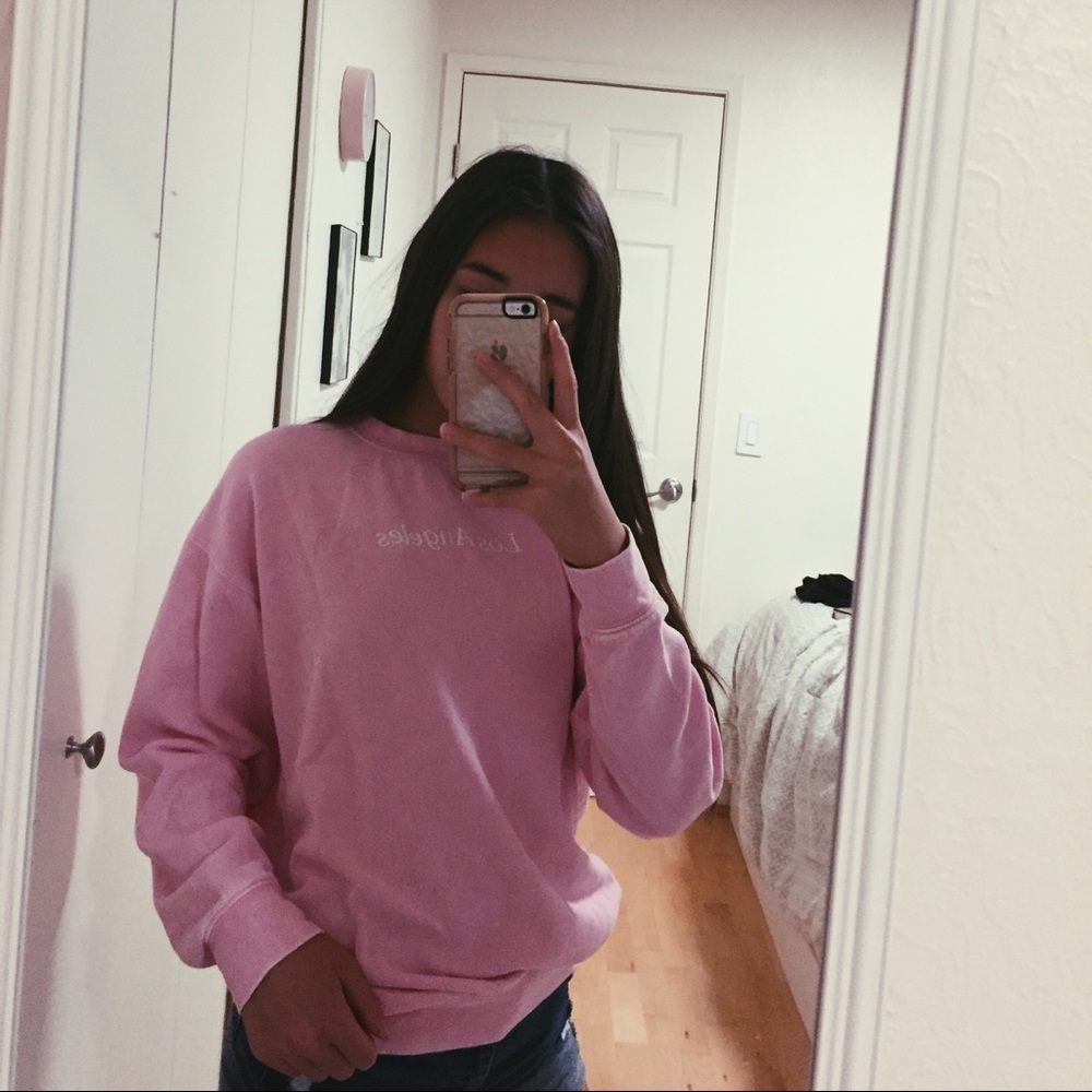 Los Angeles pink sweater